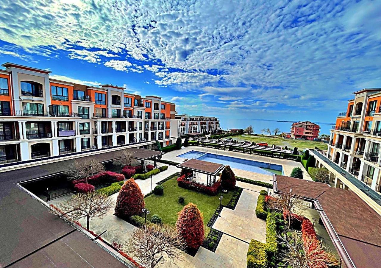 Premier Fort Beach - Premium Apartments Sveti Vlas Εξωτερικό φωτογραφία